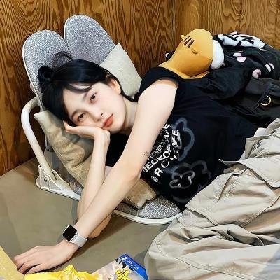 亚当等大人 在线观看